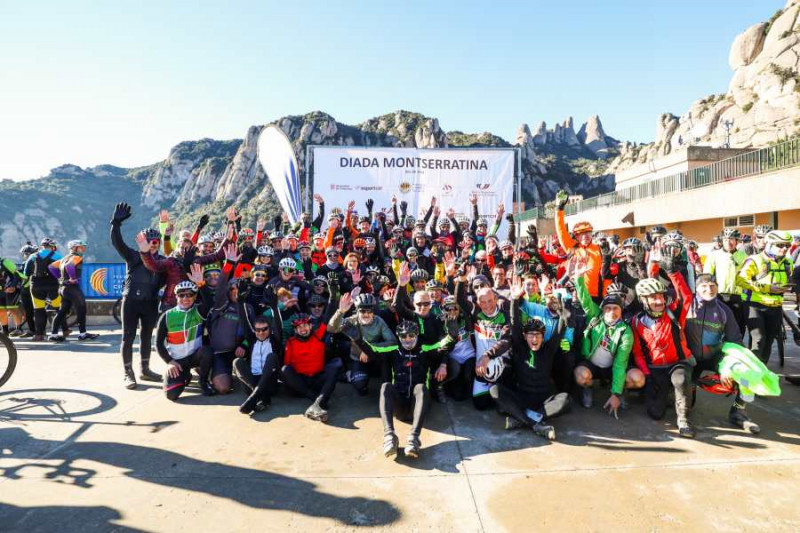 El ciclisme català torna a omplir Montserrat amb la Diada Montserratina